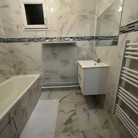 Luxueux 70m2, 2 Apartment *
